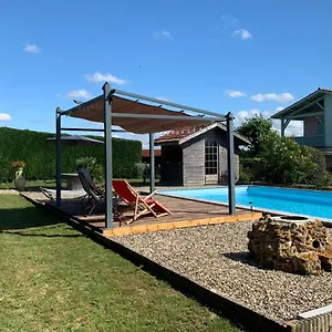 Ferme Equestre Avec Piscine Hébergement de vacances Castex (Gers)